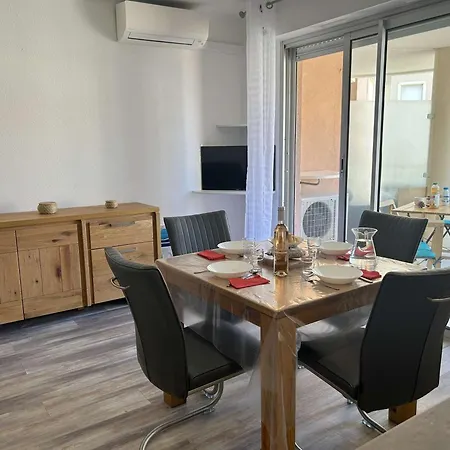 Cosy Avec Terrasse, Clim, A 50m Et 100m Commerces, - Fr-1-226a-177 아파트