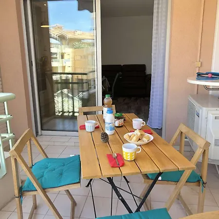 Appartement Cosy Avec Terrasse, Clim, A 50m Et 100m Commerces, - Fr-1-226a-177 *